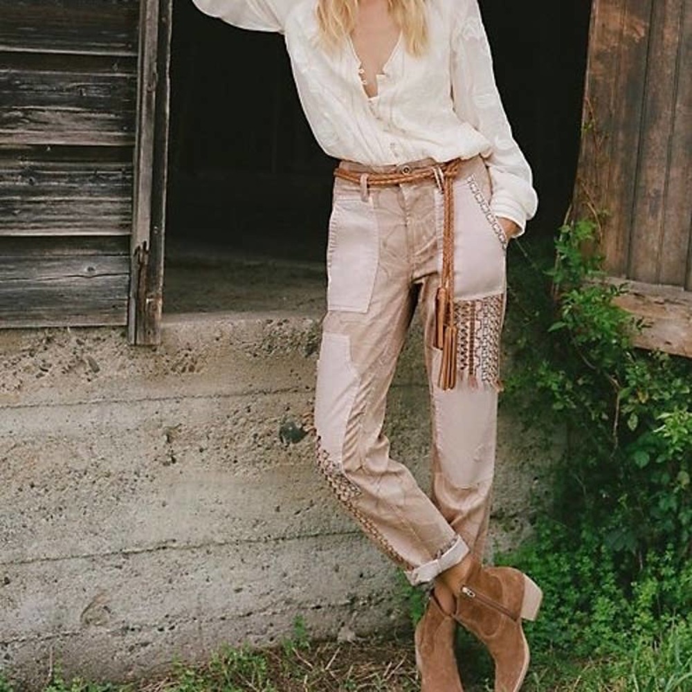 Anthropologie Pilcro The Camp Wanderer Patchwork Embellished Pants Size 27 NWT